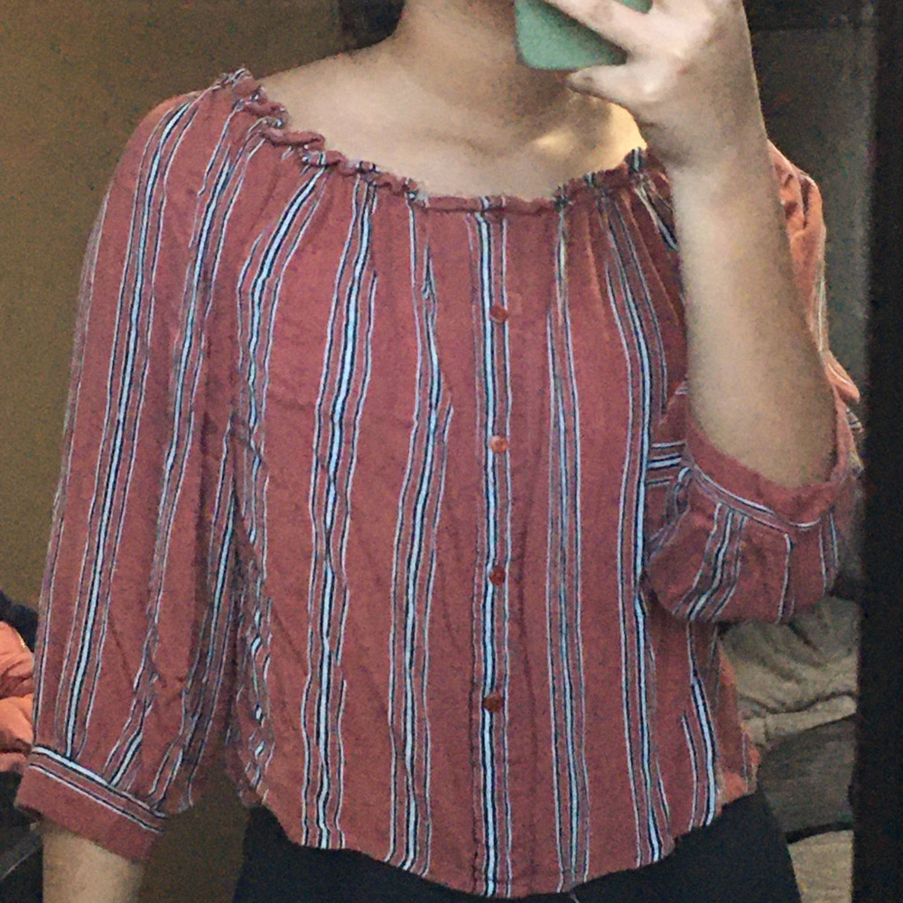 Shirt - Picture 2 of 3
